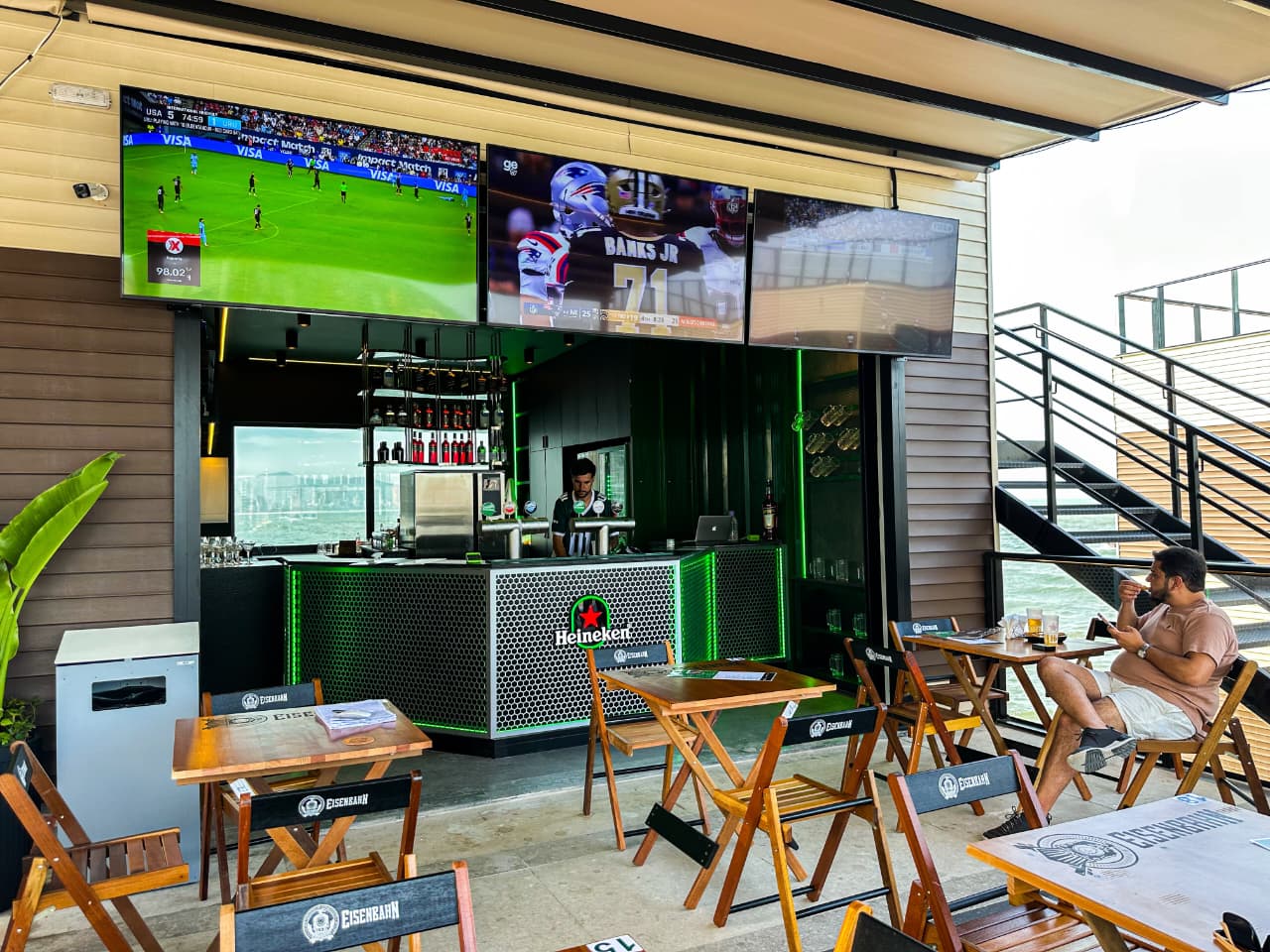 Sports Bar